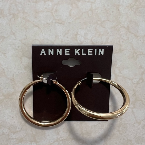 New Anne Klein loop Earring - Picture 2 of 3